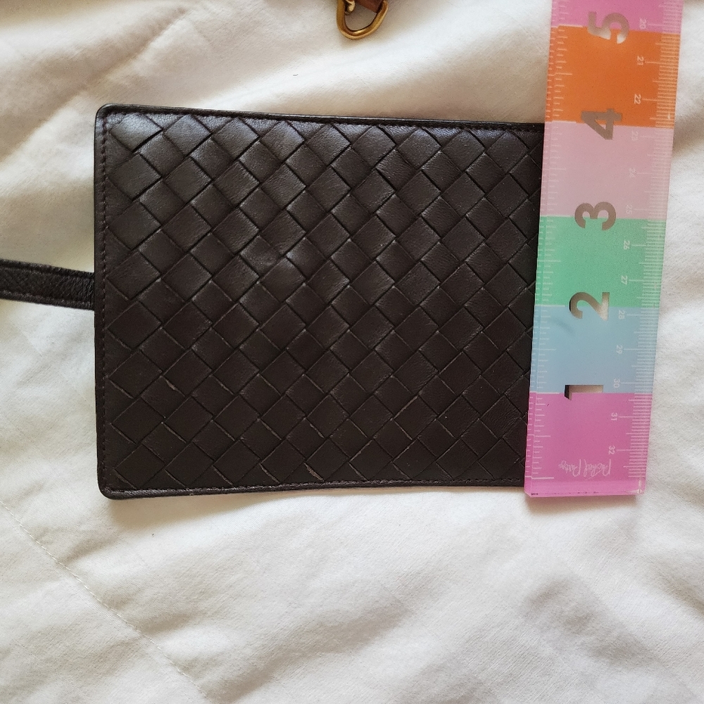 Bottega Veneta Brown Woven Leather Key & Card Holder - Picture 12 of 12